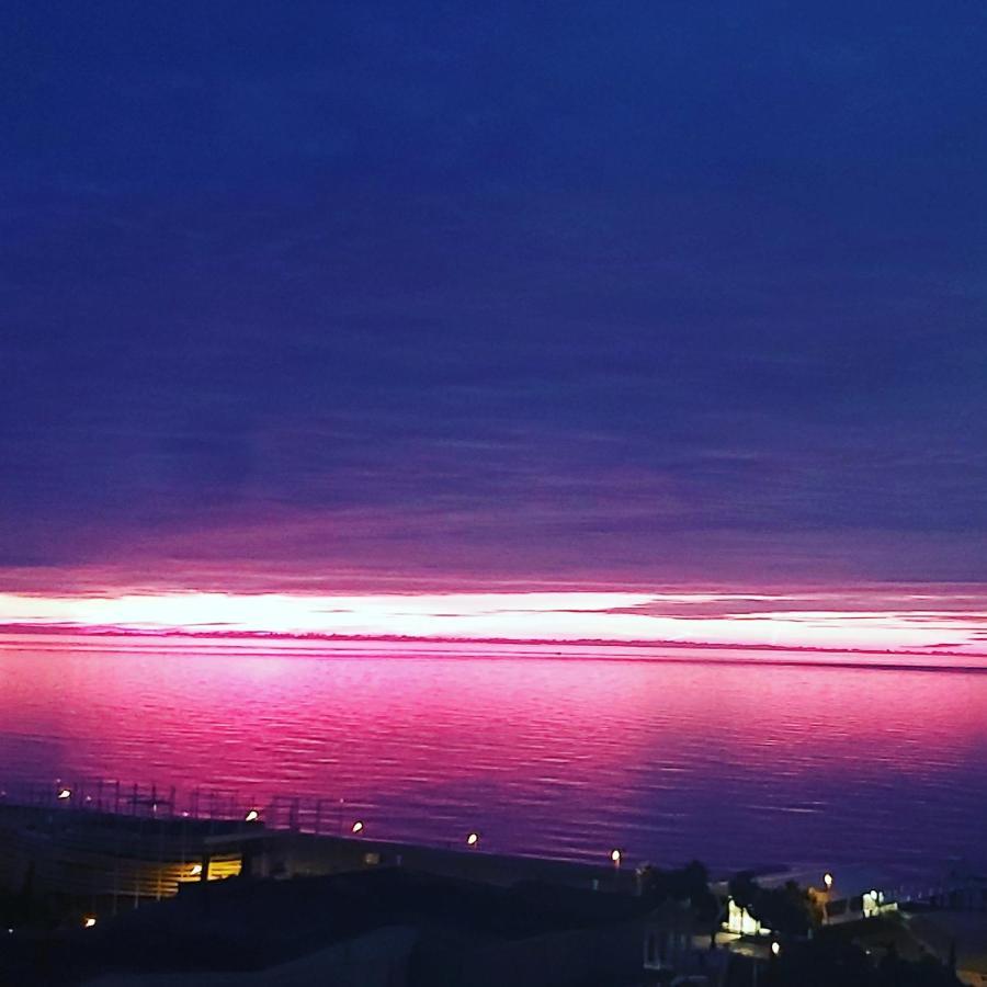 Luxury Sea View Orbi City Батуми Экстерьер фото