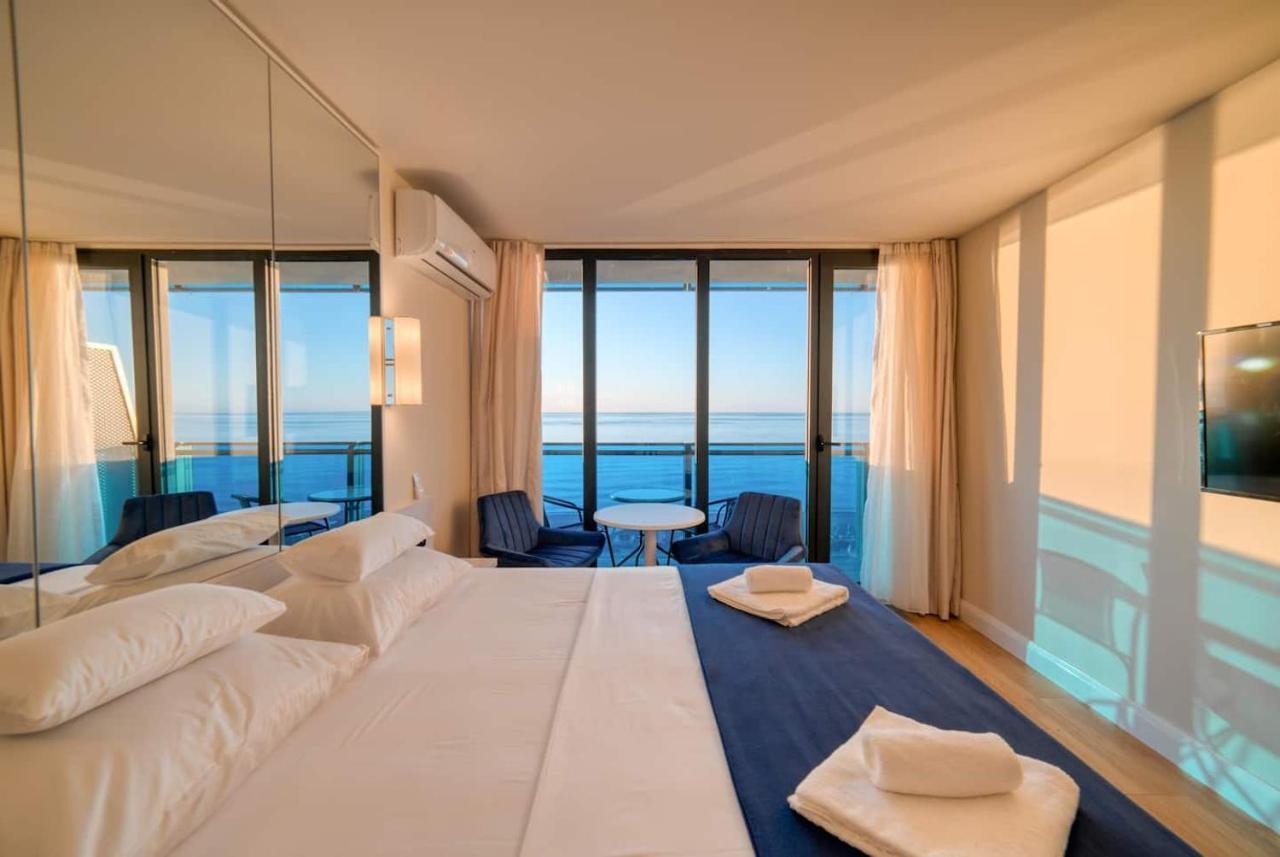 Luxury Sea View Orbi City Батуми Экстерьер фото