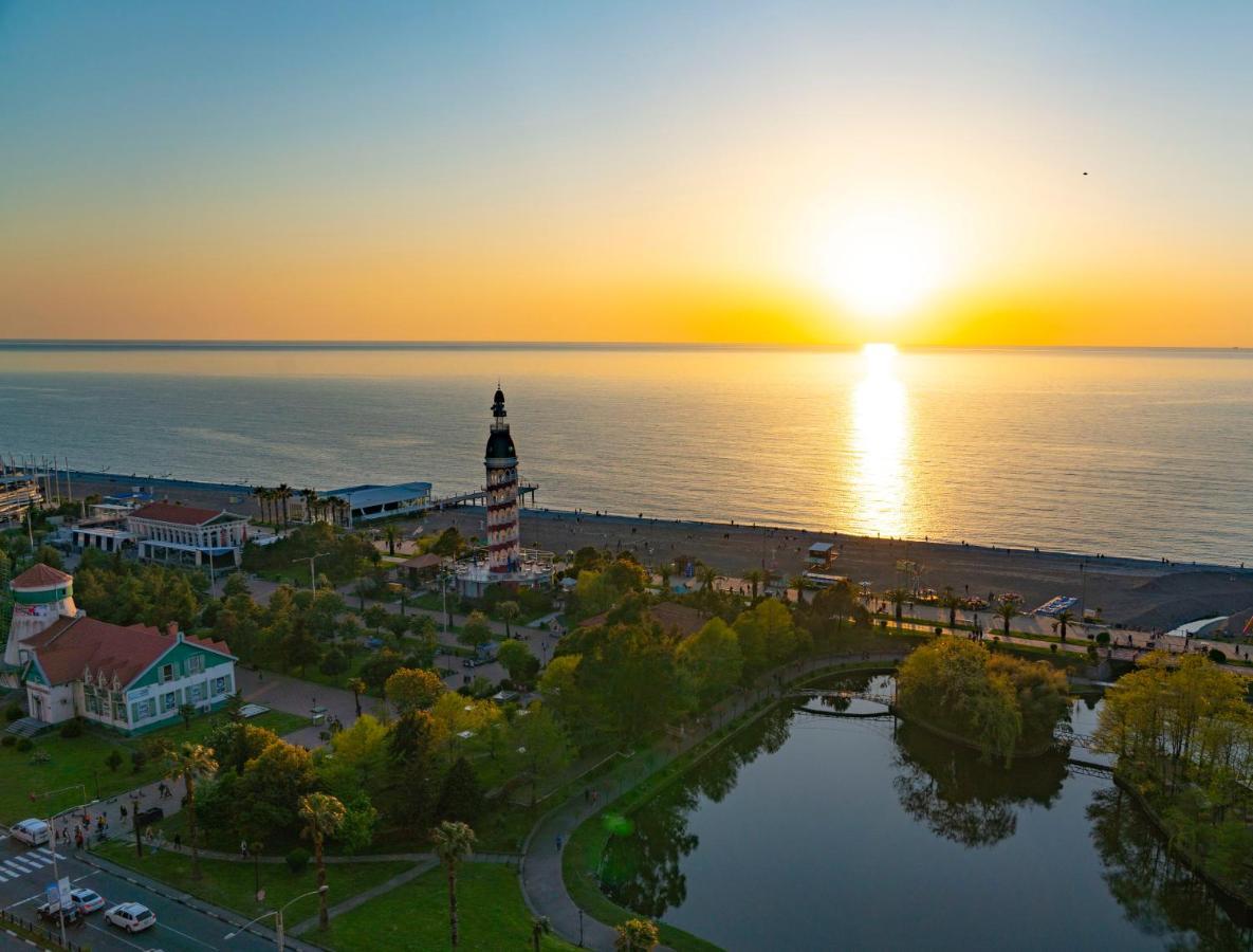 Luxury Sea View Orbi City Батуми Экстерьер фото